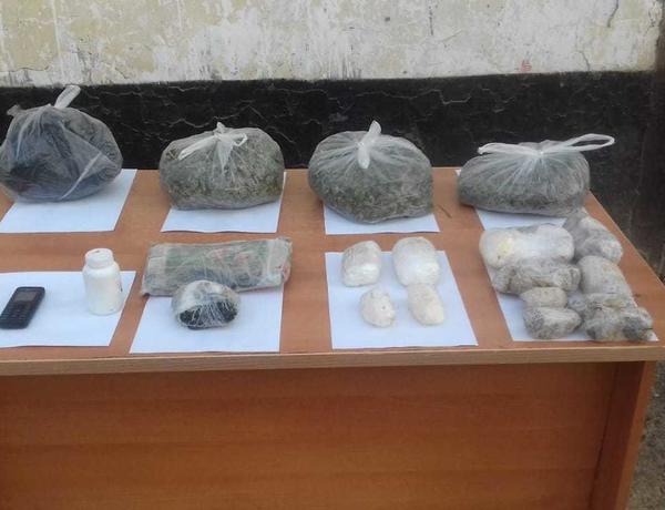 В Азербайджане за сутки из незаконного оборота изъято 24 кг наркотиков