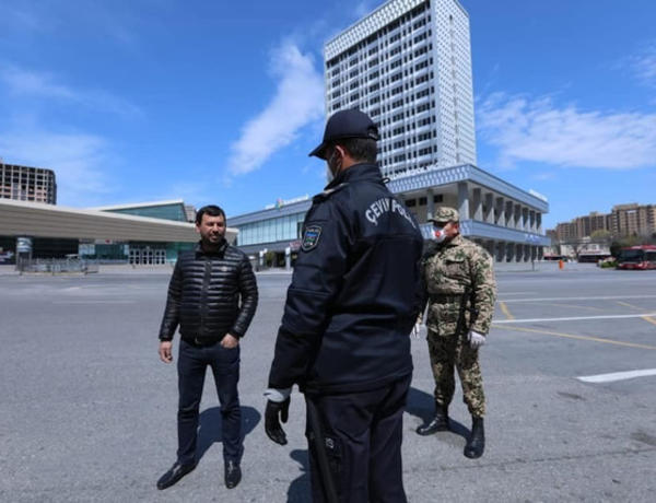 Gələn həftə cümə və şənbə günləri evdən çıxma qadağası tətbiq edilə bilər
