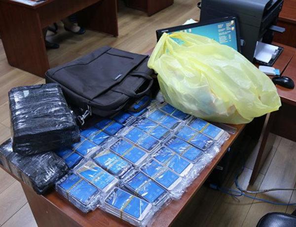 Gömrükdə mobil telefonlar, siqaretlər və dərman preparatlarının ölkəyə keçirilməsinin qarşısı alındı