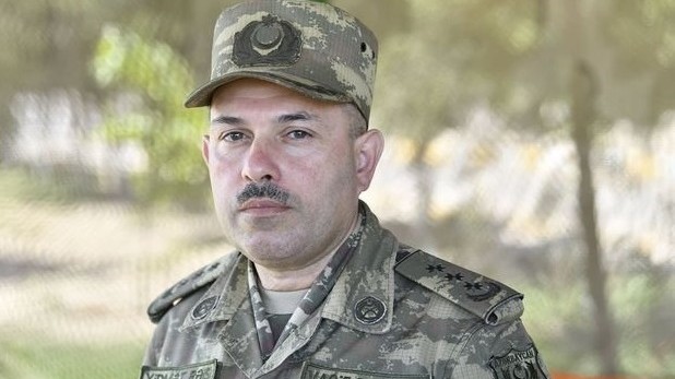 Vaqif Dərgahlı: “Sarkisyan öz canını qurtarmaq üçün çürük saman çöpündən yapışır”