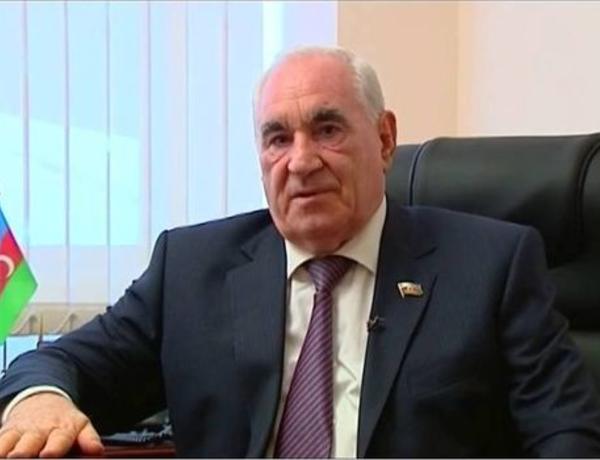 Fəttah Heydərov vəfat etdi