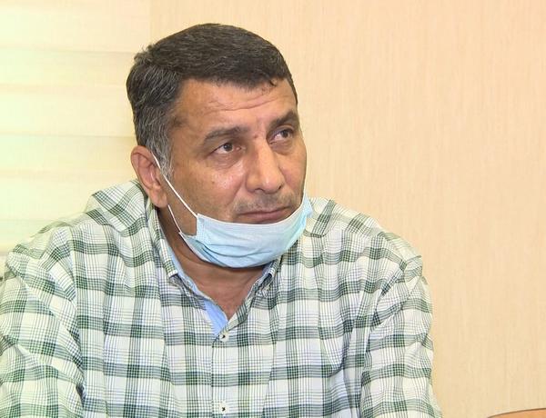 Neftçalada xəstə olmayan adamlara saxta arayış satan baş həkim tutuldu