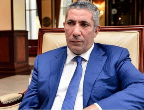 Siyavuş Novruzov YAP İcra katibinin müavini vəzifəsindən istefa verdi