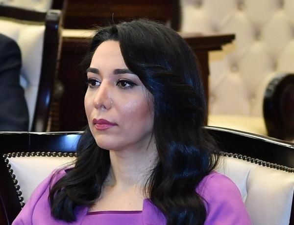 Ombudsman ali məktəblərə müsabiqə şərtlərinin yumşaldılması üçün DİM-ə müraciət etdi