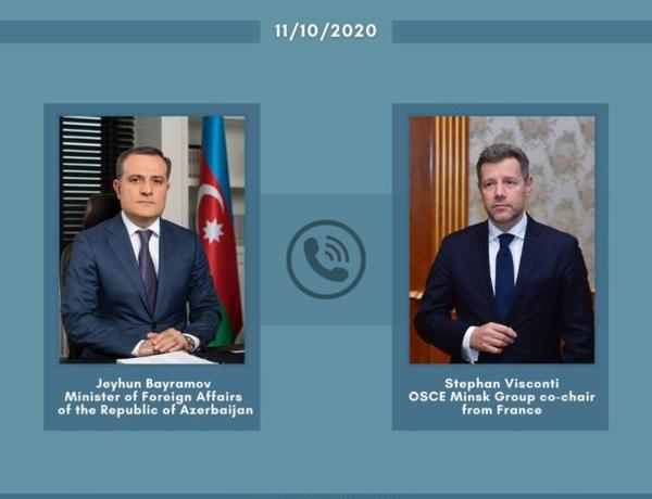 Министр проинформировал французского сопредседателя о намеренном обстреле со стороны Армении гражданских лиц