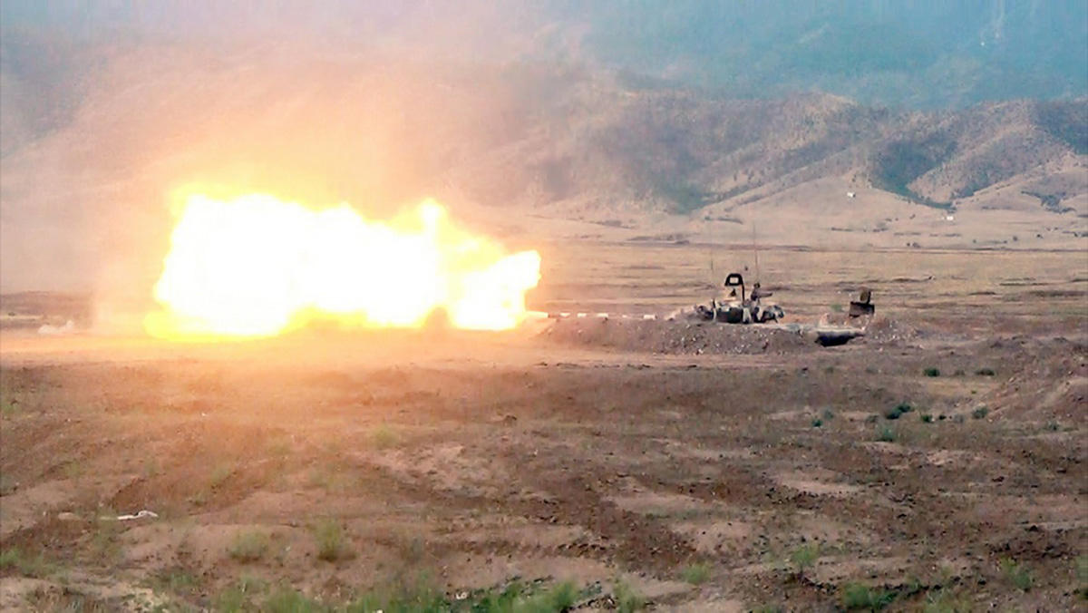 Azerbaijan destroys Armenia’s manpower, military equipment across entire front