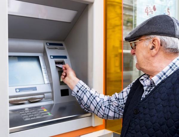 Oktyabr ayı üzrə pensiyaların ödənişi başa çatdırıldı