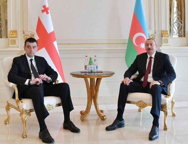 Президент Ильхам Алиев поздравил Георгия Гахария с победой на парламентских выборах