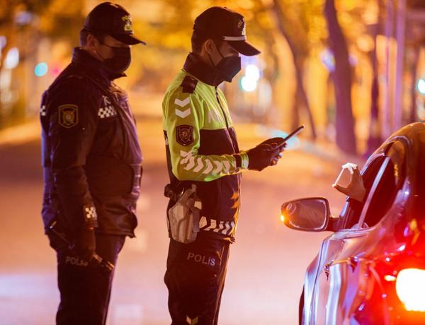 В Азербайджане водители, дающие сигналы без необходимости, будут оштрафованы —