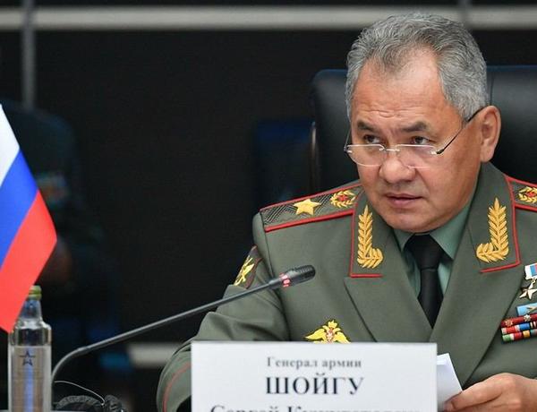 Министр обороны России прибыл в Баку
