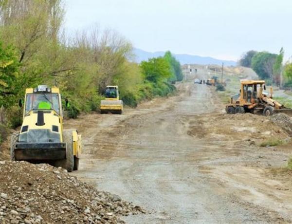 Suqovuşana çəkilən yeni yol minalardan təmizlənir