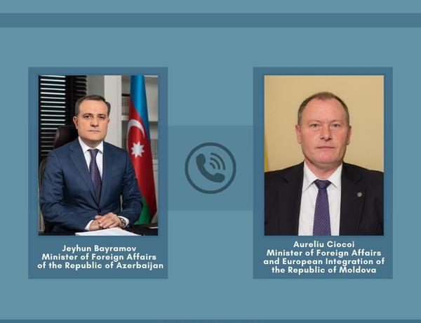 Состоялся телефонный разговор глав МИД Азербайджана и Молдовы