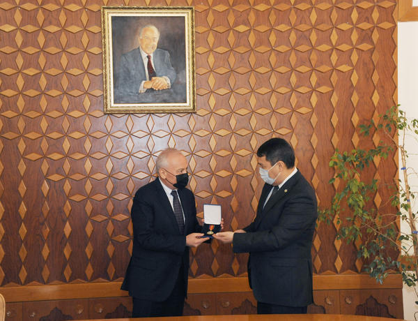 Konstitusiya Məhkəməsinin sədri Fərhad Abdullayev təltif edildi