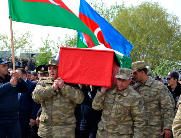 Объявлено количество военнослужащих, погибших в Отечественной войне —