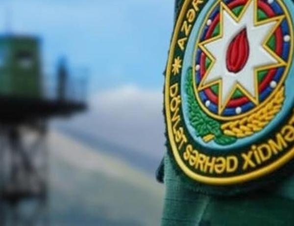 На границе с Арменией, в начале дороги Лачын-Ханкенди, установлен пограничный пункт пропуска
