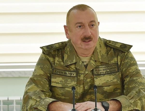 Президент Ильхам Алиев показал пример, подтянувшись на турнике —