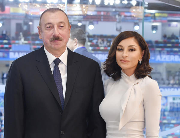 Президент Ильхам Алиев и Первая леди Мехрибан Алиева поздравили Теймура Раджабова
