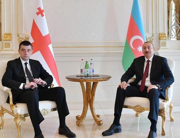 Президент Азербайджана поздравил премьер-министра Грузии
