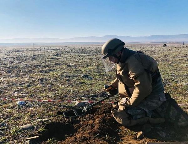 Военнослужащие Турции участвуют в операциях по разминированию в Карабахе