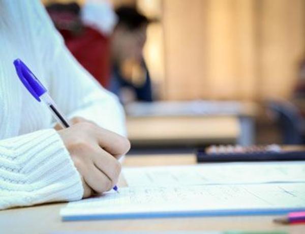 Vergi orqanlarında işləmək istəyən namizədlər üçün tеst imtаhаnı keçirildi