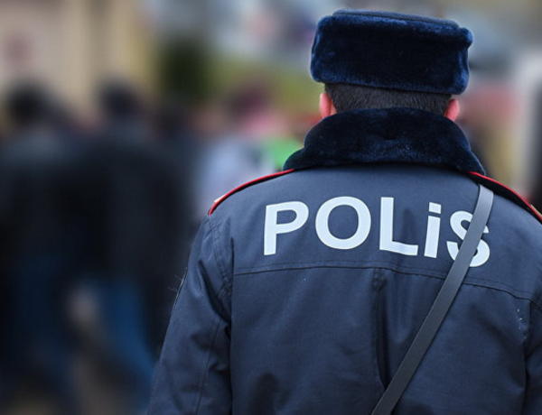 Goranboyda polis əməkdaşlarına qarşı zor tətbiq edilib