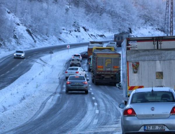 Ölkədəki avtomobil yollarının hazırkı vəziyyəti açıqlandı