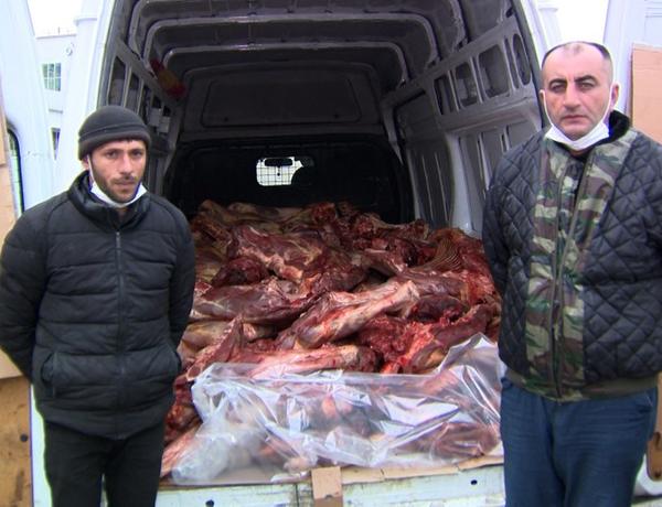 Salyanda 10 ton ölmüş at və mal əti satan şəxslər saxlanıldı –