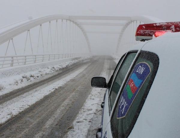 DYP bəzi sürücüləri yola çıxmamağa çağırdı
