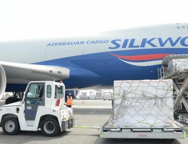 COVAX доставил первую партию вакцин в Азербайджан
