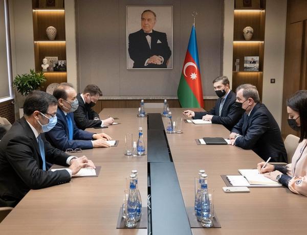 Джейхун Байрамов встретился с генсеком Тюркского совета