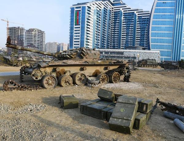 Парк военных трофеев в Баку откроется для посетителей с 14 апреля