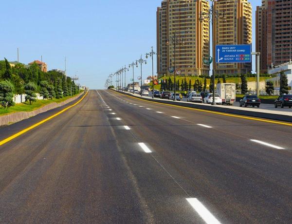 Bakıdakı yolötürücülərindən birində nəqliyyatın hərəkəti məhdudlaşdırılacaq