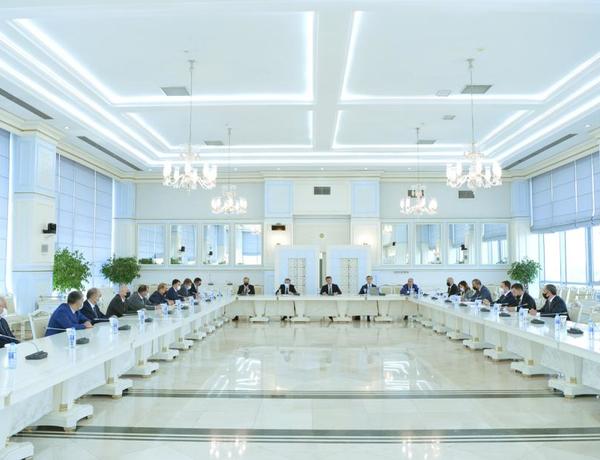 Milli Məclisin Hüquq siyasəti və dövlət quruculuğu komitəsi hakimlərin təyinatı ilə bağlı məsələləri müzakirə etdi