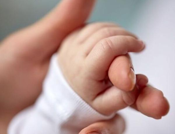 Bakıda ata 1 yaşlı oğlunu qətlə yetirdi