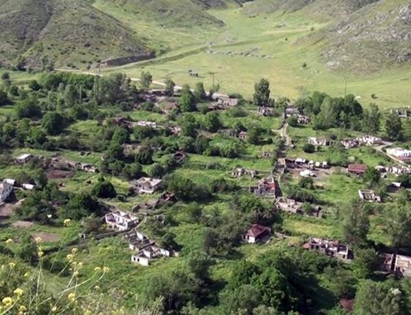 Laçının Bozlu kəndi –