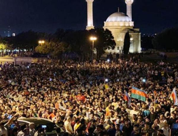 Prokuror orduya dəstək üçün keçirilən aksiyada saxlanılan şəxslərə şərti cəza istədi