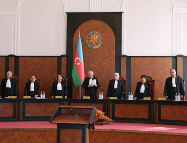 Konstitusiya Məhkəməsi qərar qəbul etdi