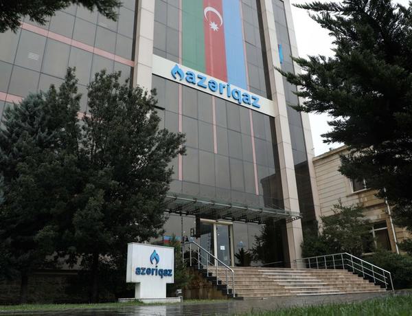 “Azəriqaz”ın əməkdaşını iş başında döyüblər –