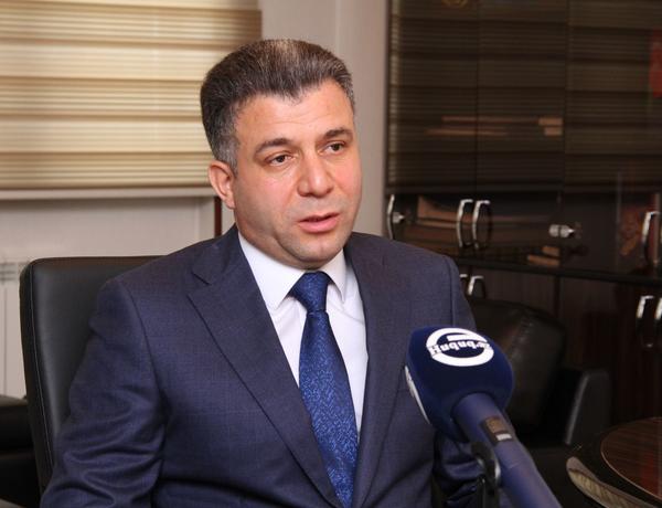 Ruslan Əliyev “Azəriqaz”ın bir neçə məsul şəxsinin həbsi ilə bağlı yayılan məlumatlara münasibət bildirdi