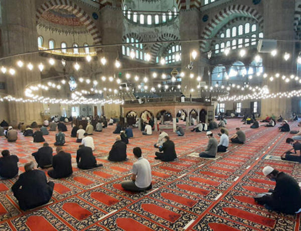 İyulun 20-21-də məscidlərdə birgə bayram namazları qılınacaq