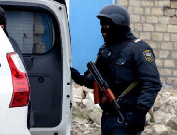 Polis Bakıda əməliyyat keçirdi, saxlanılanlar var –
