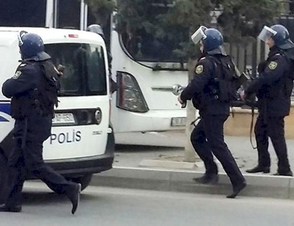 Polis Bakıda əməliyyat keçirdi –