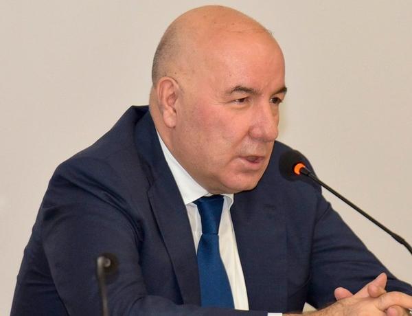 Elman Rüstəmovdan manatın məzənnəsi ilə bağlı