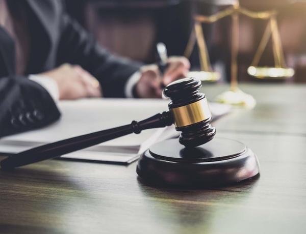 Prokuror Auditorlar Palatasının vəzifəli şəxslərinə cəza istədi