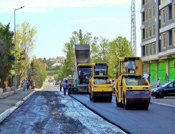 Bakının Bəhruz Nuriyev küçəsi əsaslı təmir olunur