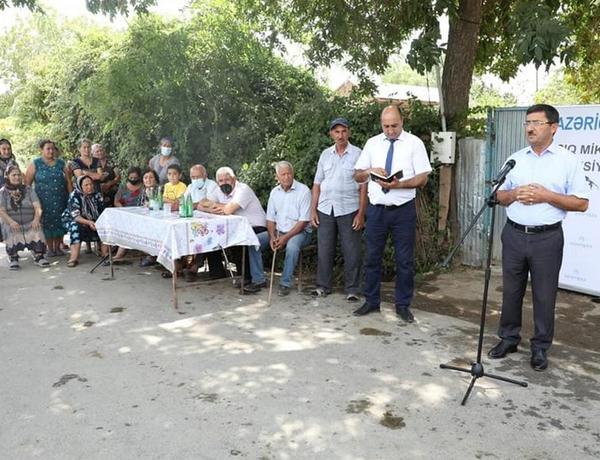 “Azəriqaz” rəhbərliyi 4 şəhid vermiş kəndin sakinləri ilə görüşdü