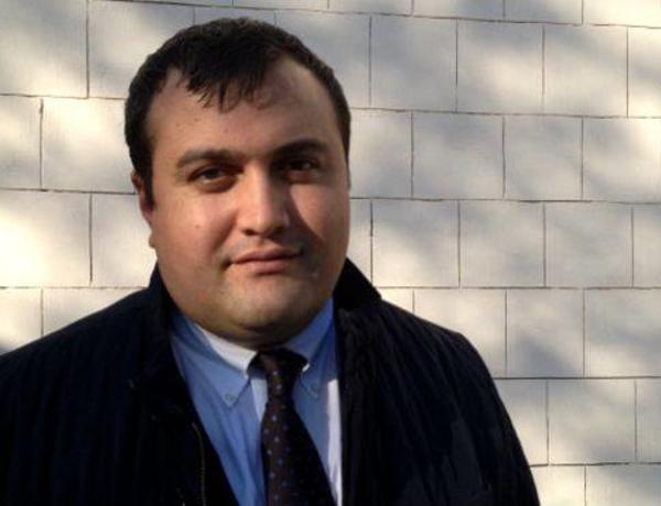 Vəkil Elçin Sadıqov məhkəmədə hücuma məruz qaldı