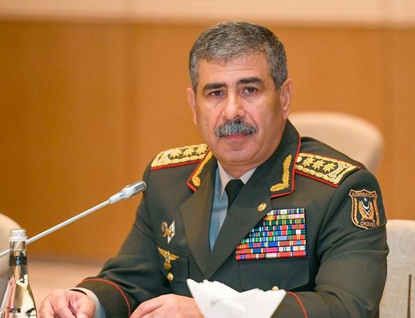 Министр обороны Азербайджана встретился с новым командующим МС России