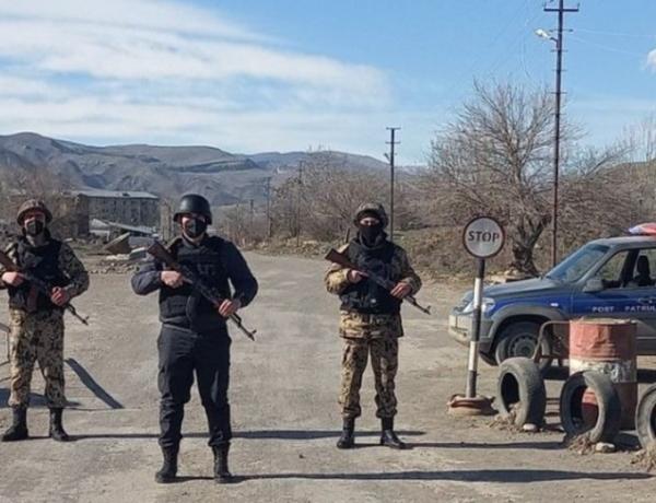 Задержаны пытавшиеся проникнуть в Кяльбаджар в обход КПП
