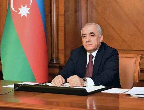Продлен срок выплаты надбавки к зарплате медработников, борющихся с COVID-19 в Баку